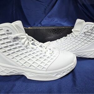 Kobe III (GS) triple white 6.5 youth